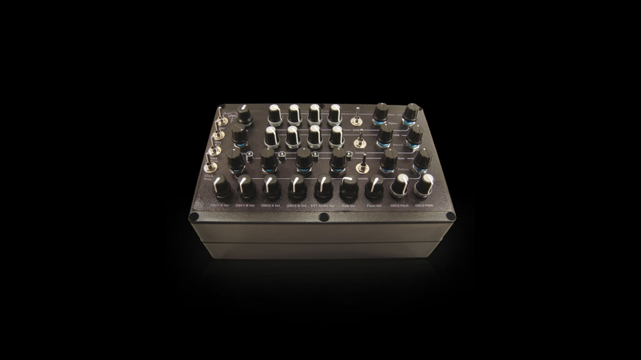 Synthesizers / ADXMK2